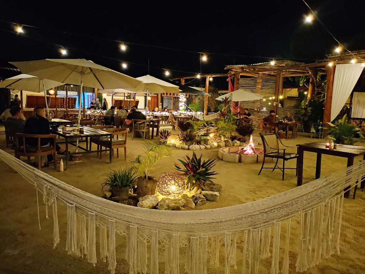 The All Inclusive Hostel - Food, Drinks And Transportation To The Beach And Cenotes Tulum Bagian luar foto